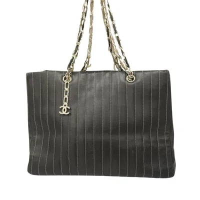 Pre-owned Chanel Leather Tote Bag () In Black