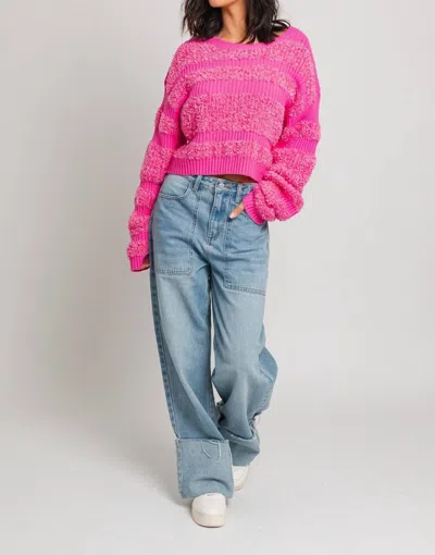 Le Lis Textured Sweater In Pink