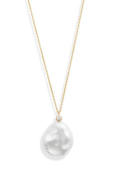 Poppy Finch Petal Pearl & Diamond Pendant Necklace In 14k Yellow Gold