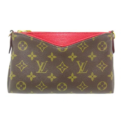 Pre-owned Louis Vuitton Pallas Brown Canvas Clutch Bag ()