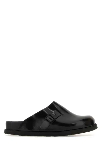 Birkenstock 33 Dougal Sabots In Black