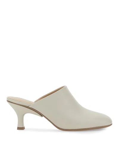Tod's Leather Sabot In White