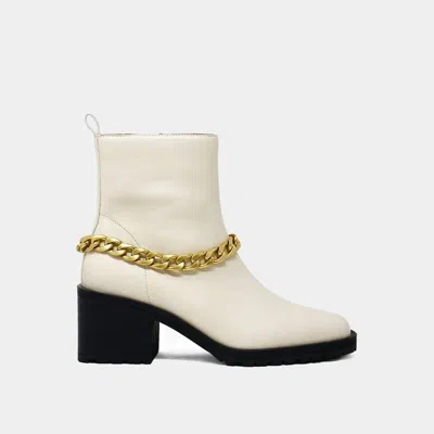 Shu Shop Yenni Chain Boot In Off White