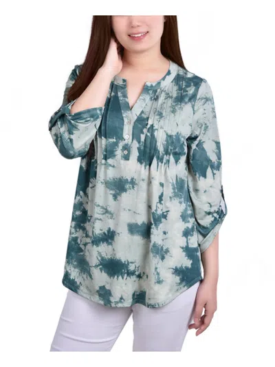 Ny Collection Petites Womens Printed Pintuck Henley In Green