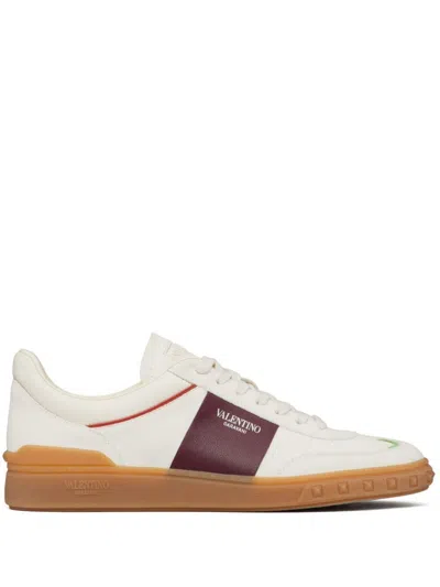 Valentino Garavani Leather Low-top Trainers In Ivory