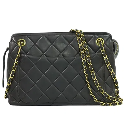 Pre-owned Chanel Shopping Leather Shoulder Bag () In Black