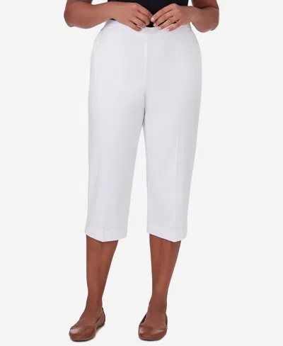 Alfred Dunner Petite Classic Neutrals Mid Rise Pull On Button Hem Twill Capri Pants In White