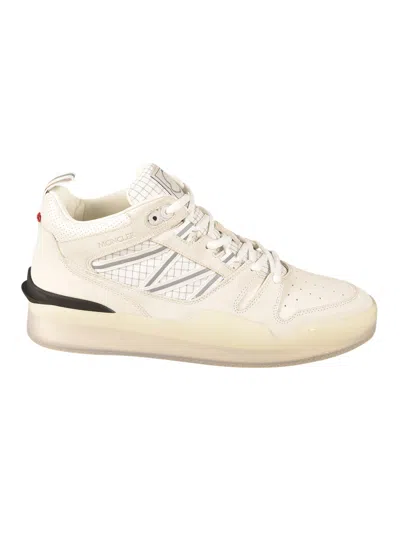 Moncler Logo Lace-up Sneakers In Bianco