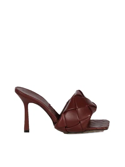 Bottega Veneta Lido Intrecciato Mule Sandals In Cherry