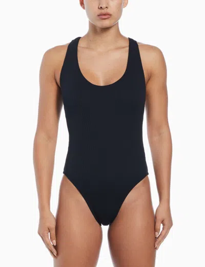 Nike Women's Elevated Essential Crossback One-piece Swimsuit In Black