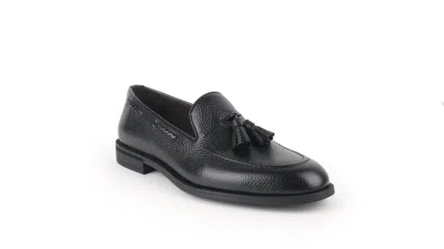 Vellapais Regnum Comfort Tassel Loafer In Black