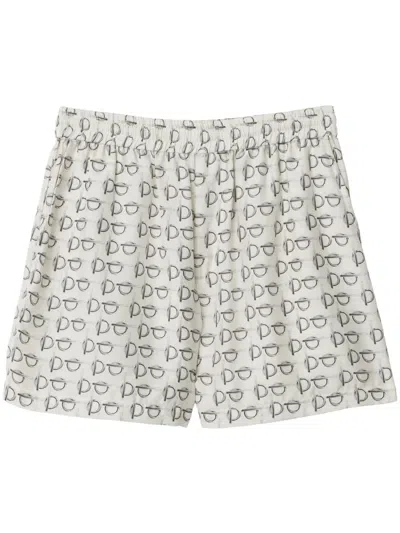 Burberry Shorts B In White