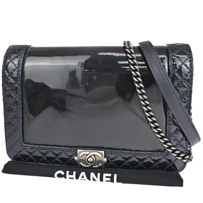 Pre-owned Chanel Boy Navy Patent Leather Shoulder Bag ()