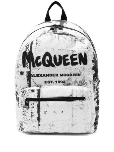 Alexander Mcqueen Graffiti Metropolitan Backpack In Black