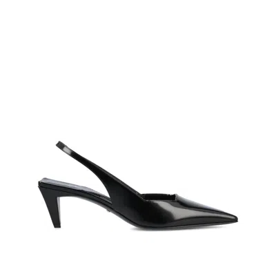 Gucci Pointed Toe Leather Pumps With Kitten Heel In Black