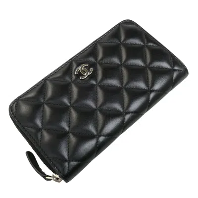 Pre-owned Chanel Matelassé Black Leather Wallet  ()