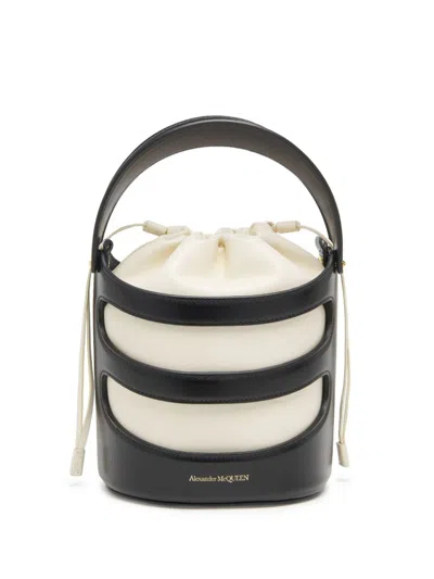 Alexander Mcqueen The Rise Leather Bucket Bag In White