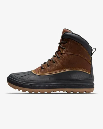 Nike Woodside 2 Lace-up Boots In Gold/gray/black