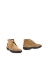 Tod's Ankle Boots In Camel