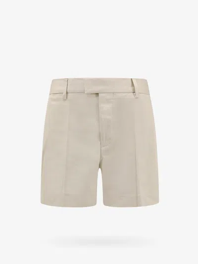 Closed Shorts In Beige