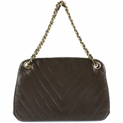 Pre-owned Chanel Chevron Leather Shoulder Bag () In Brown