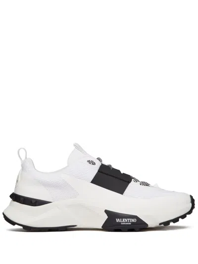 Valentino Garavani Trainers Low Top True Act In White