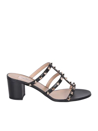 Valentino Garavani Valentino Sandals In Black