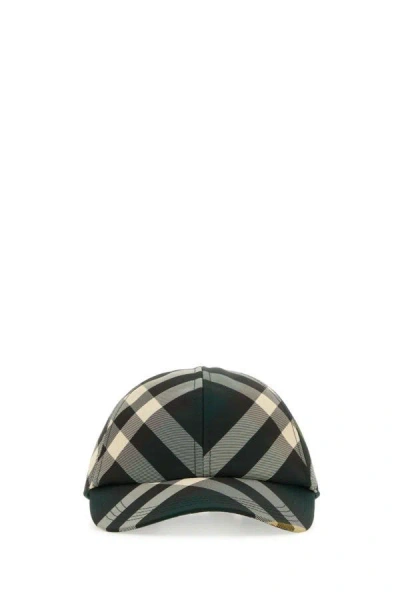 Burberry Man Cappello In Multicolor