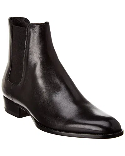 Saint Laurent Wyatt 30 Leather Chelsea Boot In Black