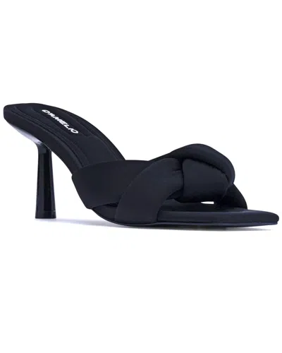 D'amelio Footwear Leenoa Sandal In Black