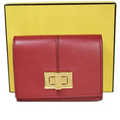 Fendi Peekaboo Red Leather Wallet  ()
