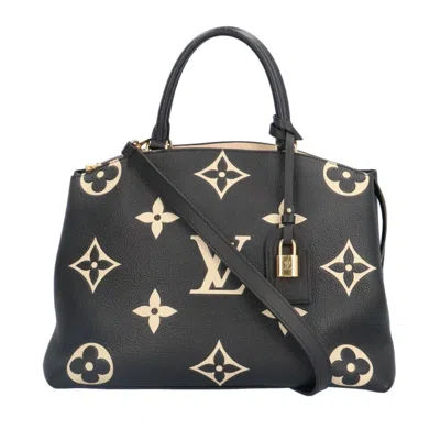Pre-owned Louis Vuitton Palais Black Canvas Shoulder Bag ()