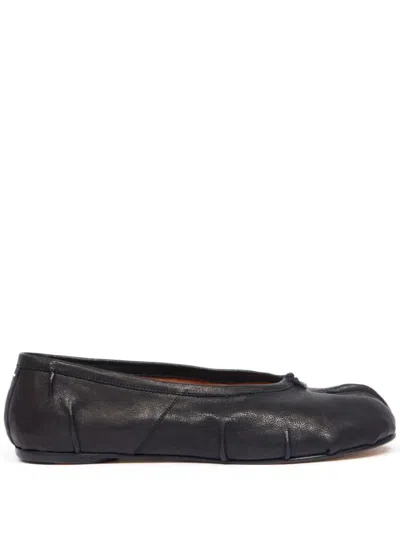 Maison Margiela Tabi Ballerina In Black Leather