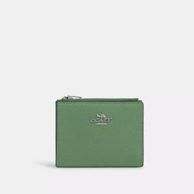 Coach Bifold Wallet In Green