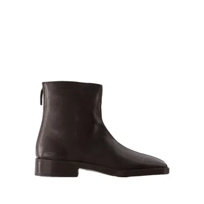 Lemaire Brown Piped Zipped Boots In Black