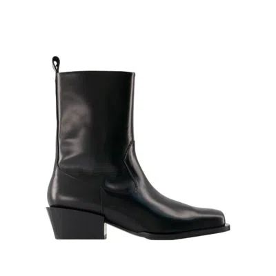 Aeyde Bill 40 Leather Ankle Boots In Black