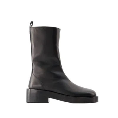 Courrèges Zipped Ankle Boots - Courreges - Leather - Black
