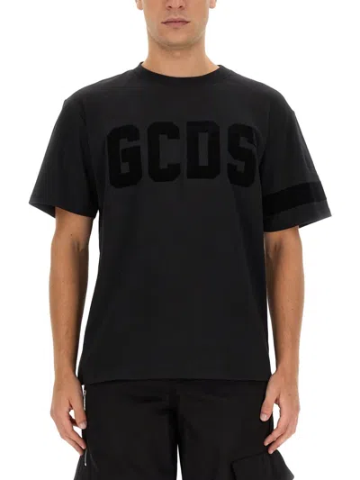 Gcds T-shirt With Logo In Black