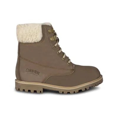 Cloud Nine Kindra 2 Comfort Hiking Boots In Olive In Green