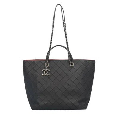 Pre-owned Chanel Shopping Leather Shopper Bag () In Black