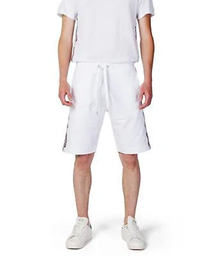 Pre-owned Moschino Underwear Men's Lace-up Cotton Shorts With Front And Back Pockets In Wh In White