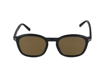 Tom Ford Sunglasses In Glossy Black/brown