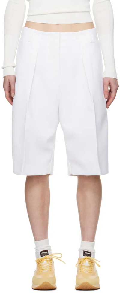 Jacquemus Ovalo High-rise Pleated Straight-leg Bermuda Shorts In Weiss