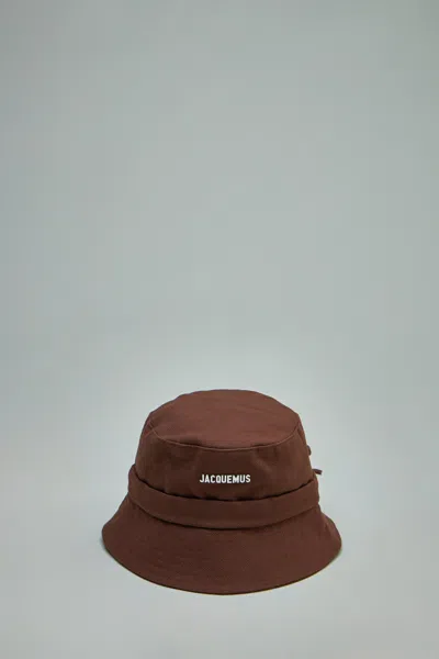 Jacquemus Le Bob Gadjo Bucket Hat In Brown