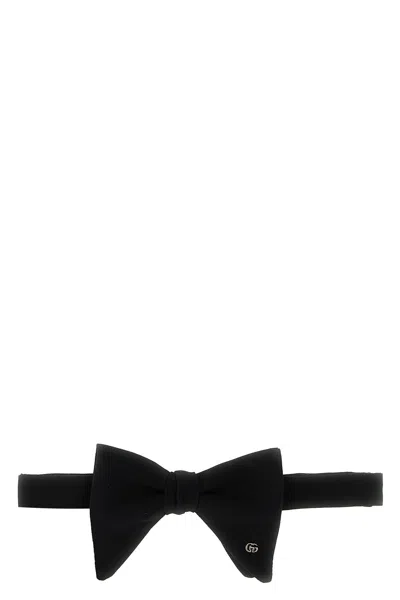 Gucci Logo-plaque Silk Bow Tie In Black