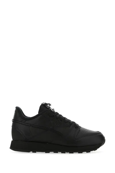 Reebok Trainers In Black