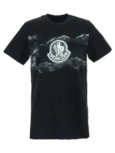 Moncler Logo-print Cotton T-shirt In 黑色