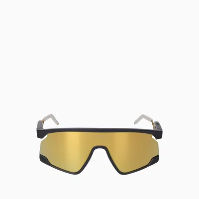 Oakley Bxtr Sunglasses In 923701