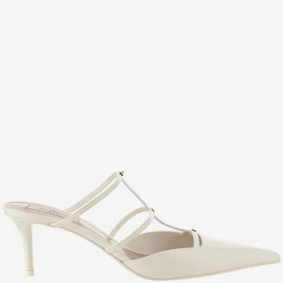 Valentino Garavani 60mm Calfskin Rockstud Wispy Mule In White