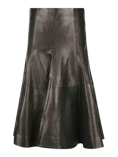Khaite The Lennox Leather Midi Skirt In Black